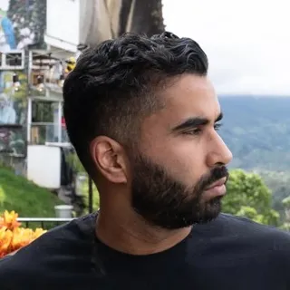 Aniket P - Testimonial-Profilbild